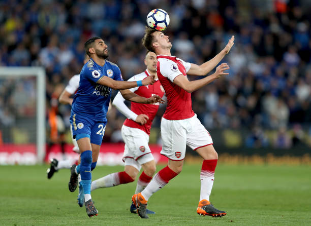 红牛和科莫 红牛和科莫